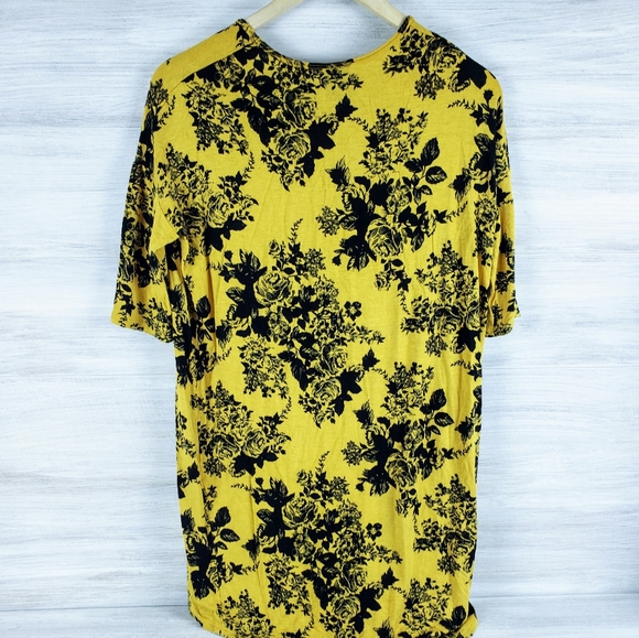 Agnes & Dora Floral Black and Yellow Top Made in USA - Picture 5 of 7